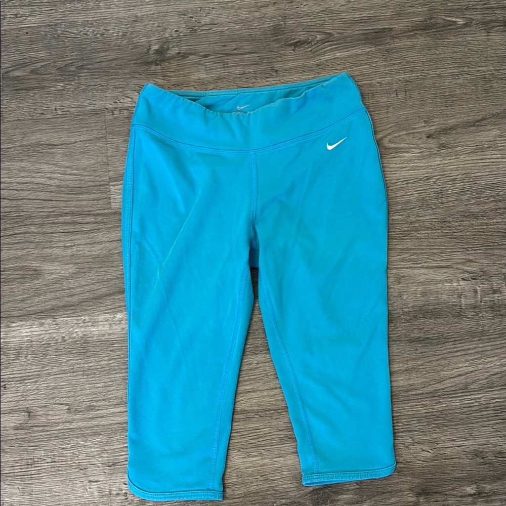Nike Women's Teal Capris